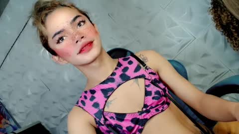 sexyhotbabe18 online show from January 27, 6:41 am