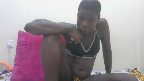 Snapshot of sexyhotgal4 chatting on April 5, 6:10 am MARGARET online show from April 5, 6:10 am