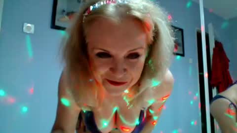 Jenny online show from February 26, 8:44 pm