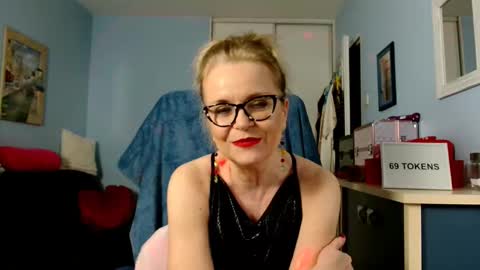 Jenny online show from March 11, 9:54 pm