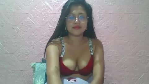 sexyjessa20 online show from March 4, 5:02 am