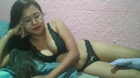Snapshot of sexyjessa20 chatting on April 6, 10:11 pm sexyjessa20 online show from April 6, 10:11 pm
