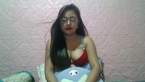 Snapshot of sexyjessa20 chatting on May 21, 10:50 pm sexyjessa20 online show from May 21, 10:50 pm
