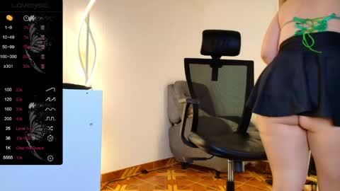katalina larson online show from May 12, 3:14 am