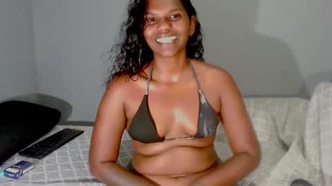 Snapshot of sexykitten147 chatting on February 5, 9:40 pm SexyKitten147 online show from February 5, 9:40 pm