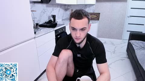 Snapshot of sexykolya chatting on January 27, 3:15 am Kolya online show from January 27, 3:15 am