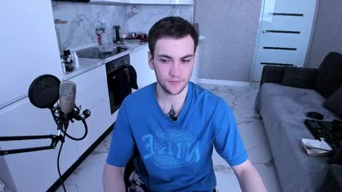 Snapshot of sexykolya chatting on March 1, 5:31 am Kolya online show from March 1, 5:31 am