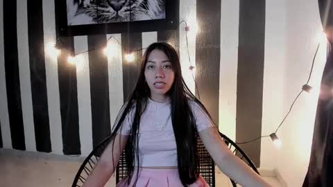 laura online show from December 24, 3:16 pm