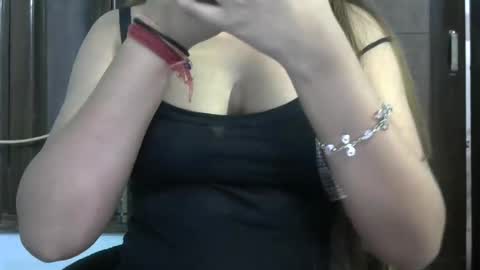 sexy lavanya online show from January 9, 11:03 am