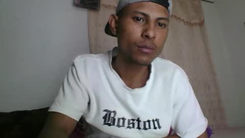 Sexy leon online show from February 7, 6:00 pm