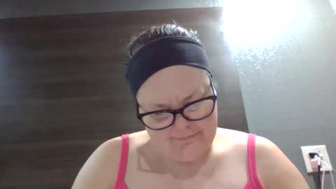 Snapshot of sexylil_bbw chatting on March 17, 4:21 pm sexylil_bbw online show from March 17, 4:21 pm