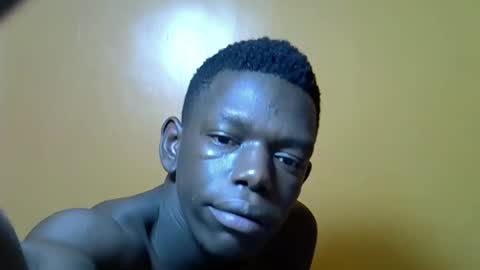 Snapshot of sexylinkedebony chatting on April 7, 2:45 am Samuel Ronald online show from April 7, 2:45 am