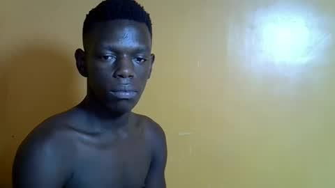 Snapshot of sexylinkedebony chatting on April 19, 8:46 am Samuel Ronald online show from April 19, 8:46 am