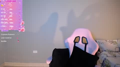 Snapshot of sexyloba_ chatting on October 22, 11:59 pm sexyloba independent model online show from October 22, 11:59 pm