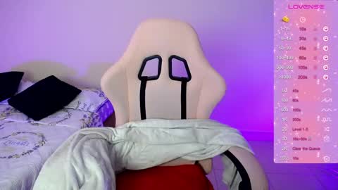 Snapshot of sexyloba_ chatting on April 25, 2:47 am sexyloba independent model online show from April 25, 2:47 am