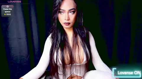 Snapshot of sexylongcockbunny chatting on March 27, 10:31 pm April online show from March 27, 10:31 pm