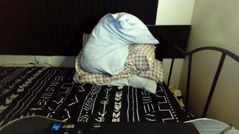 Snapshot of sexylove212002 chatting on November 25, 6:35 am Lily online show from November 25, 6:35 am