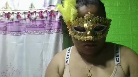 Snapshot of sexyloves143 chatting on September 16, 10:49 am sexyloves143 online show from September 16, 10:49 am