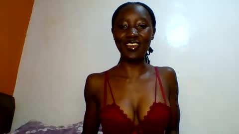 sexylucia5 online show from June 1, 1:24 pm