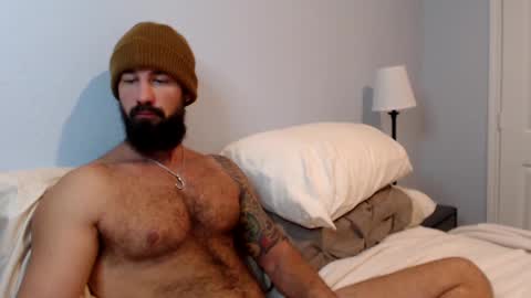 Snapshot of sexymanmk26 chatting on December 17, 2:22 pm lets go private im ready to play pvt cum online show from December 17, 2:22 pm