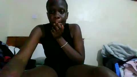 Snapshot of sexymaya255 chatting on December 14, 5:40 pm sexymaya255 online show from December 14, 5:40 pm