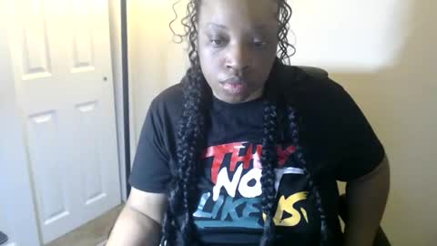 SexyMona online show from May 5, 5:59 am