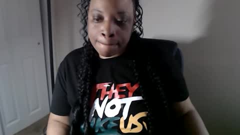 SexyMona online show from May 5, 8:28 pm
