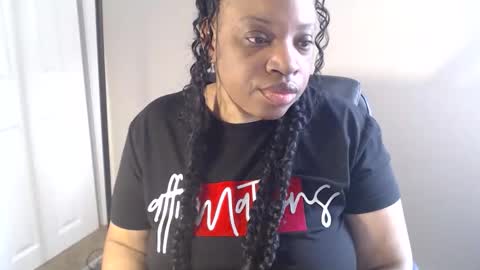 SexyMona online show from May 10, 11:26 am