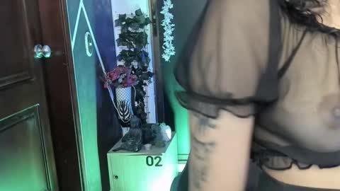 N A F online show from October 24, 7:54 pm