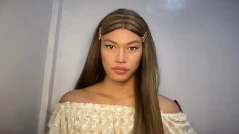 Snapshot of sexynakedweapon chatting on May 23, 5:50 pm LIEZEL online show from May 23, 5:50 pm