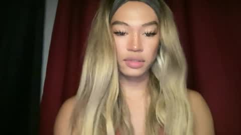Snapshot of sexynakedweapon chatting on June 21, 9:01 am LIEZEL online show from June 21, 9:01 am