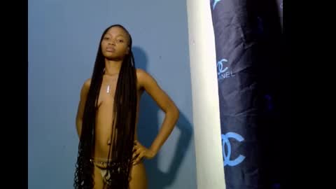 caroline online show from February 15, 7:54 pm