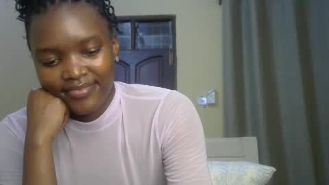 Snapshot of sexypetite_lee chatting on January 5, 4:58 am Lee online show from January 5, 4:58 am