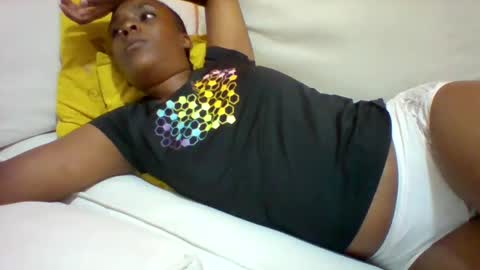 DOVY ACHIENG online show from January 14, 11:42 am
