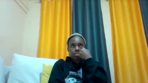 DOVY ACHIENG online show from January 17, 8:00 pm
