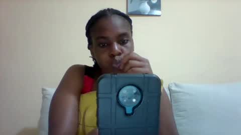 DOVY ACHIENG online show from January 26, 6:27 pm