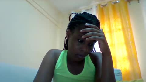 DOVY ACHIENG online show from January 30, 10:40 am