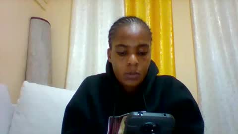 DOVY ACHIENG online show from February 12, 6:30 pm