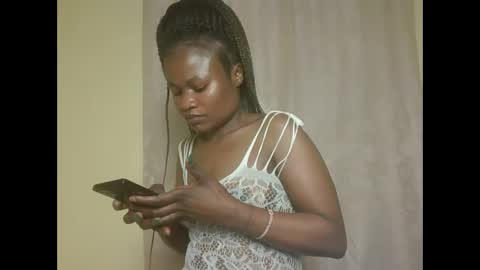 Snapshot of sexyqueenivy chatting on October 2, 5:58 am queenivy online show from October 2, 5:58 am