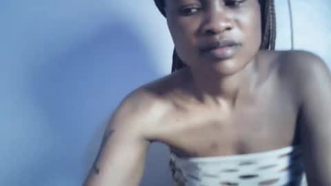 Snapshot of sexyqueenivy chatting on February 15, 8:16 pm queenivy online show from February 15, 8:16 pm