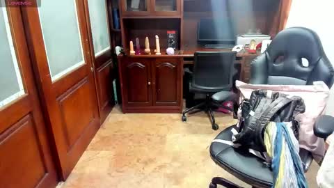 R A C H E L online show from November 12, 12:16 pm