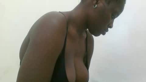 sexyrhany20 online show from April 3, 8:34 am