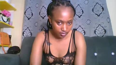 sexyriri22 online show from December 14, 11:48 am