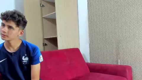 Snapshot of sexys_boys18 chatting on May 15, 7:32 pm MATIAS-18 THIAHO -18 MAX-19 NICOKALY-19 CAIN-19 MOD ESTEBAN online show from May 15, 7:32 pm