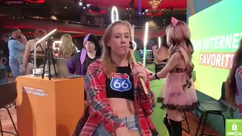 Snapshot of sexyscienceteacher90 chatting on January 16, 11:20 pm Miss Jasmine Baker - eXXXotica DC December 6th - 8th online show from January 16, 11:20 pm