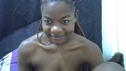 sexyshaz22 online show from March 6, 9:22 pm
