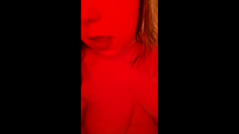 sexysidney22 online show from April 17, 12:02 am