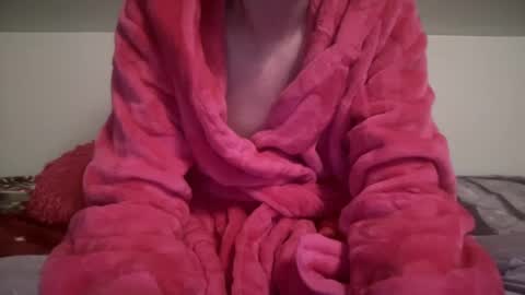 Snapshot of sexyskylar2016 chatting on October 1, 2:28 am Sexy Skylar online show from October 1, 2:28 am