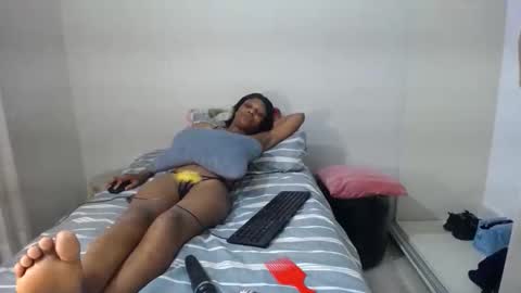 sexyslimmelanin online show from December 2, 6:58 pm