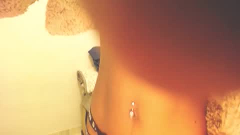 sexyslimmelanin online show from December 14, 6:45 pm